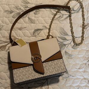 Micheal Kors NWT Greenwich Bag